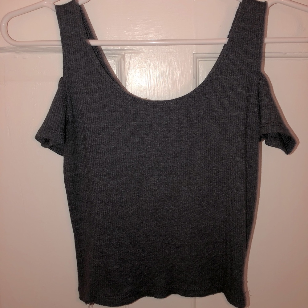 PacSun gray crop top size extra small